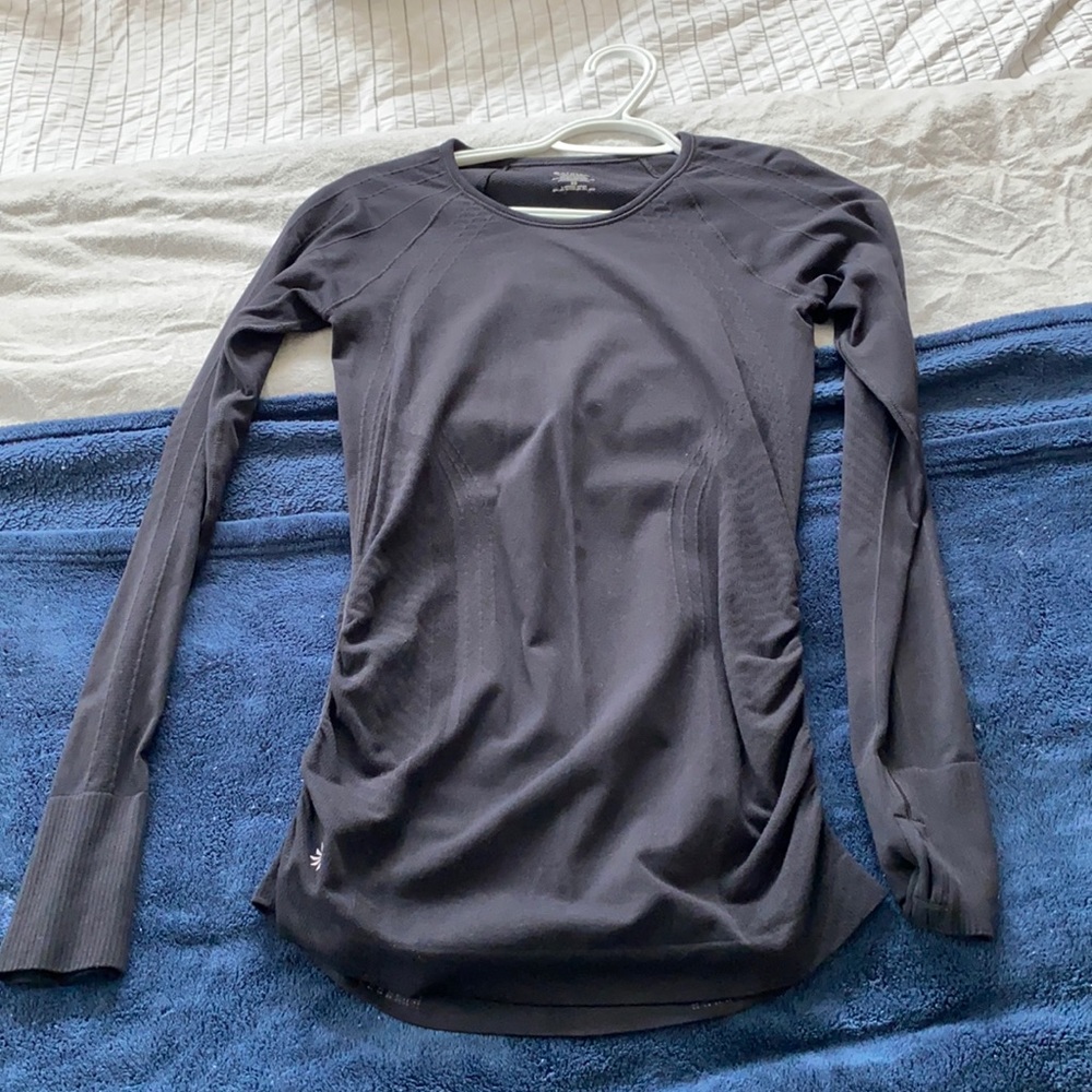 Athleta top